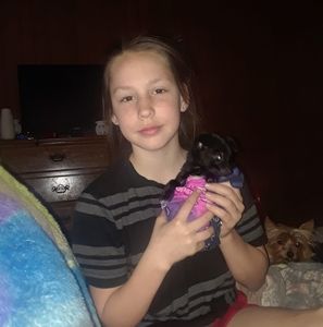 Meet your Posher, Casandra